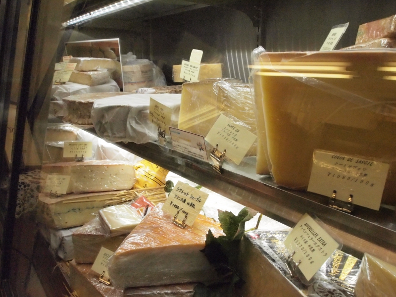 本場の至極のチーズが京都で味わえるお店（京都 烏丸御池　フロマージュ ドゥ ミテス）｜フロマージュ ドゥ ミテス-007