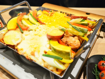 大人気のチーズタッカルビも！ゆったり空間でこだわり食材を召し上がれ！（三重 四日市　もみじ屋 四日市店）｜もみじ屋 四日市店