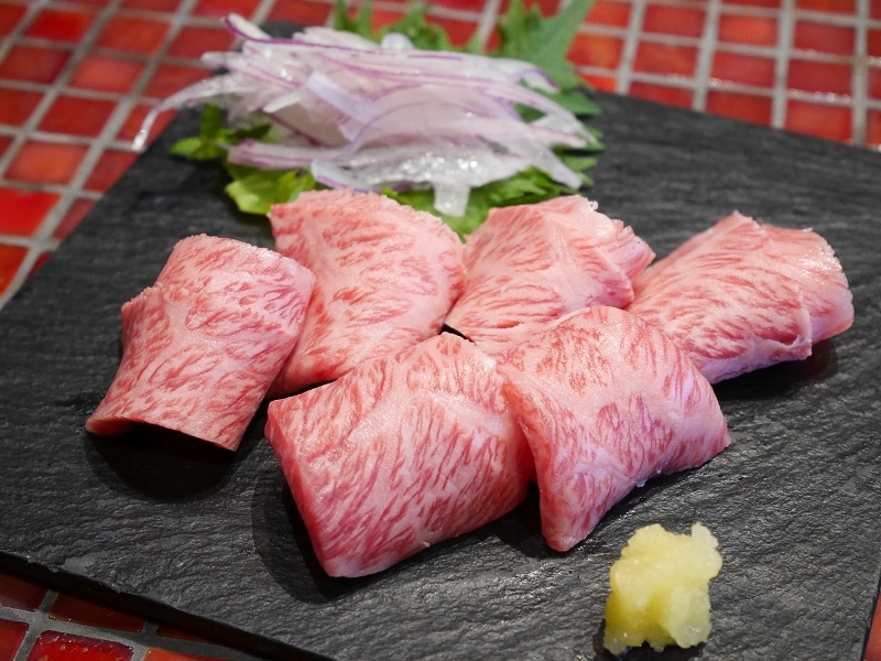 肉食女子に朗報!表参道でA5ランク黒毛和牛をリーズナブルに♪(東京 表参道 黒毛WAGYU RESTAURANT HACHI)