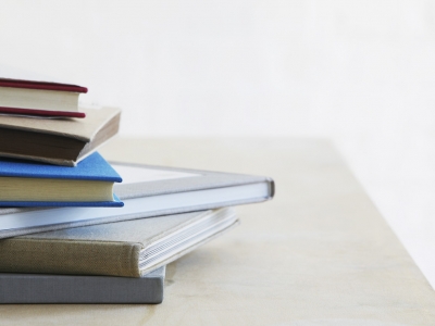 英会話スクール。通信講座、独学......どれで勉強する?英語学習の方法と特徴