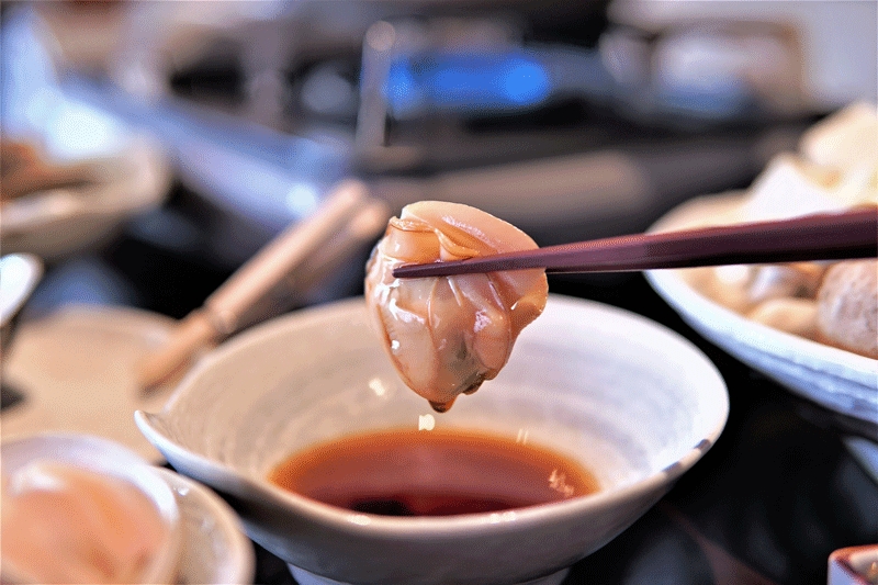 生産者直送。アツアツ焼き立ての国産はまぐりを口いっぱいに頬張ろう！（名古屋 栄　はまぐり屋 錦店）｜はまぐり屋　錦店