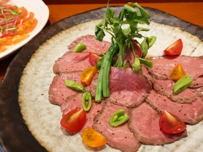 果実酒ファン必見！フルーティーなお酒とお料理に大満足のダイニング（広島市 中区　菓酒MARU／カジュマル）｜菓酒MARU