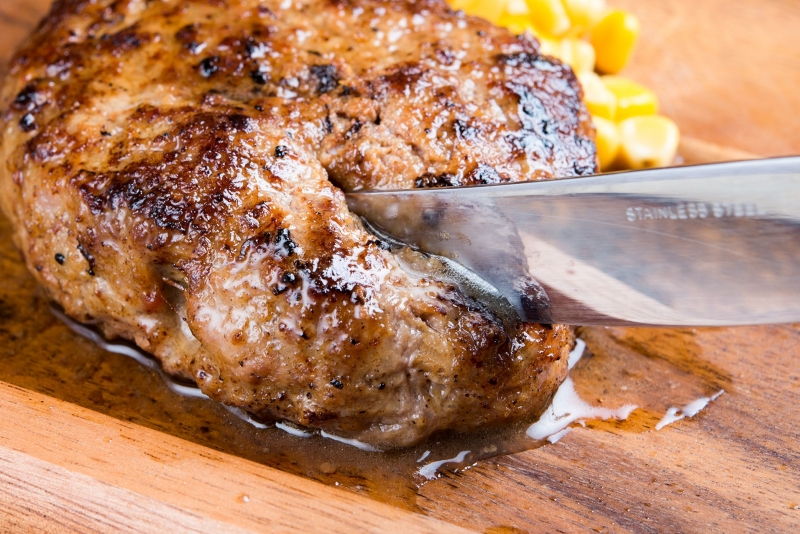 肉汁が溢れ出る!自慢の「熟成牛ハンバーグ」人気ランキング☆