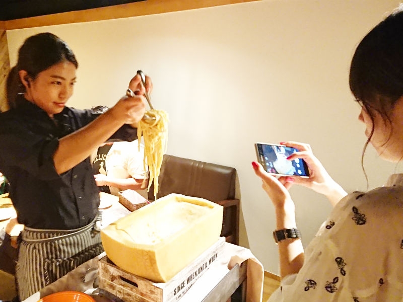 CHEESE SQUARE 8月から登場した新メニューがアガる!プレミアム試食会も大盛況