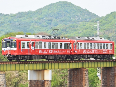 ことでん ここはフルラッピング電車のパラダイス!レトロ電車もあるぞ!