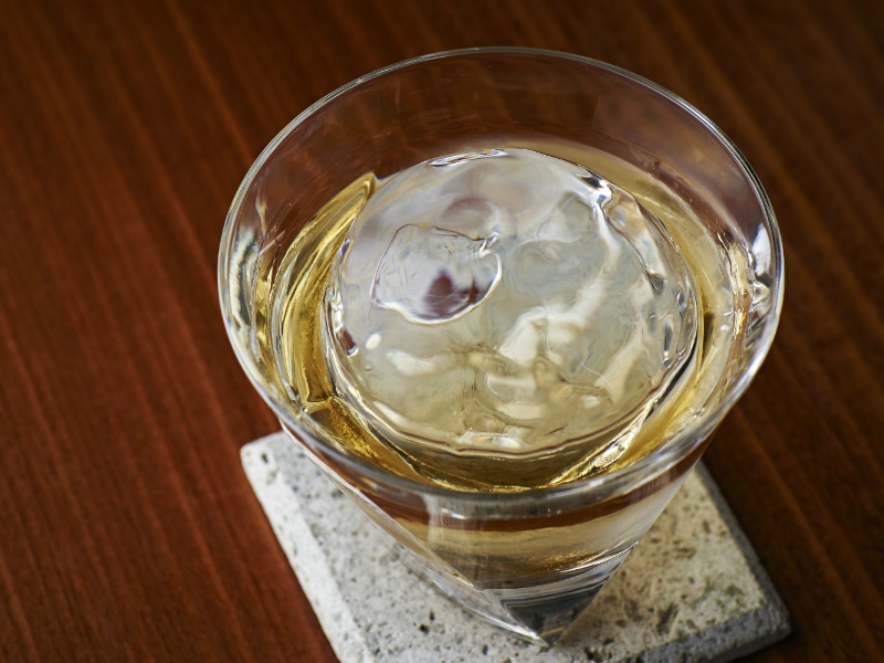 1日2組限定!?お庭をながめながらおいしいお酒が飲める、大人のためのバー (東京 恵比寿 INSIGNIA インシグニア)