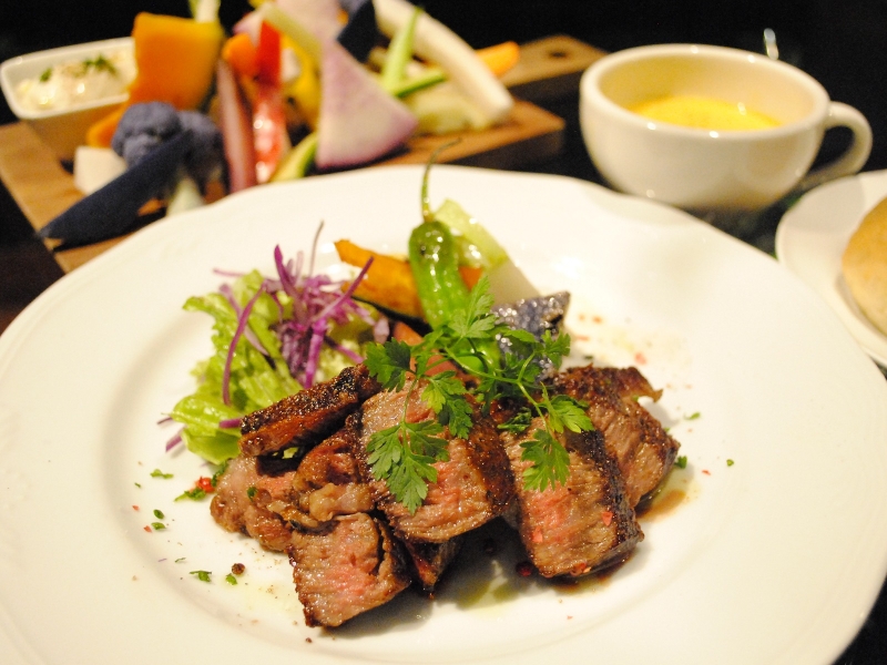オーガニック料理と松橋牛でからだの中から元気に(札幌 札幌駅 Natural&Organic アリスの庭)