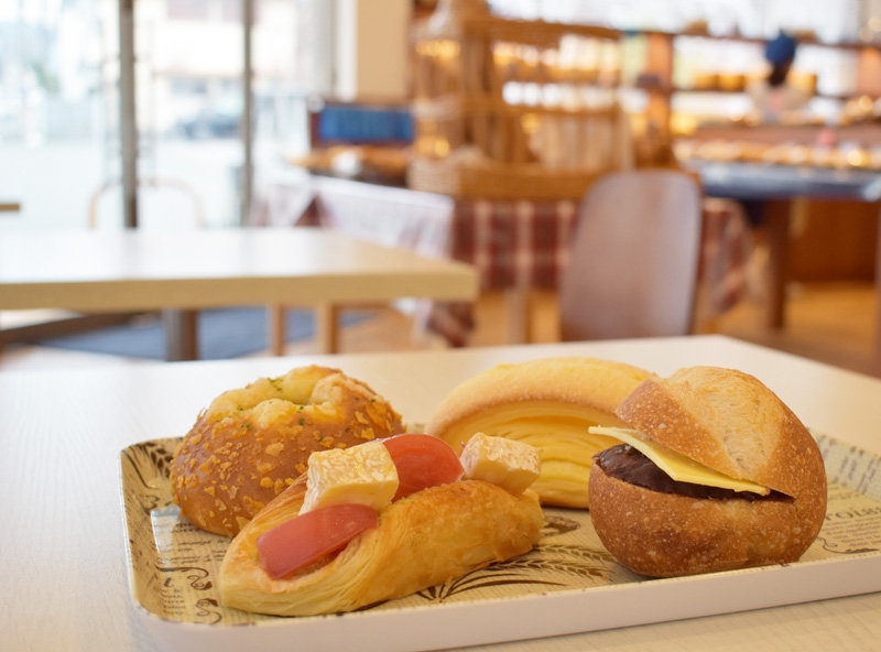 美味しいパンとたくさんの人の笑顔があふれる憩いのベーカーリー(大阪 高槻 ベーカリーポップアイ)