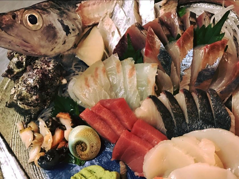 花ひで 市場で毎朝仕入れる季節の新鮮魚介と オーナーこだわりの日本酒をじっくりと味わう 愛知 古見 滋味活彩 花ひで レポハピ