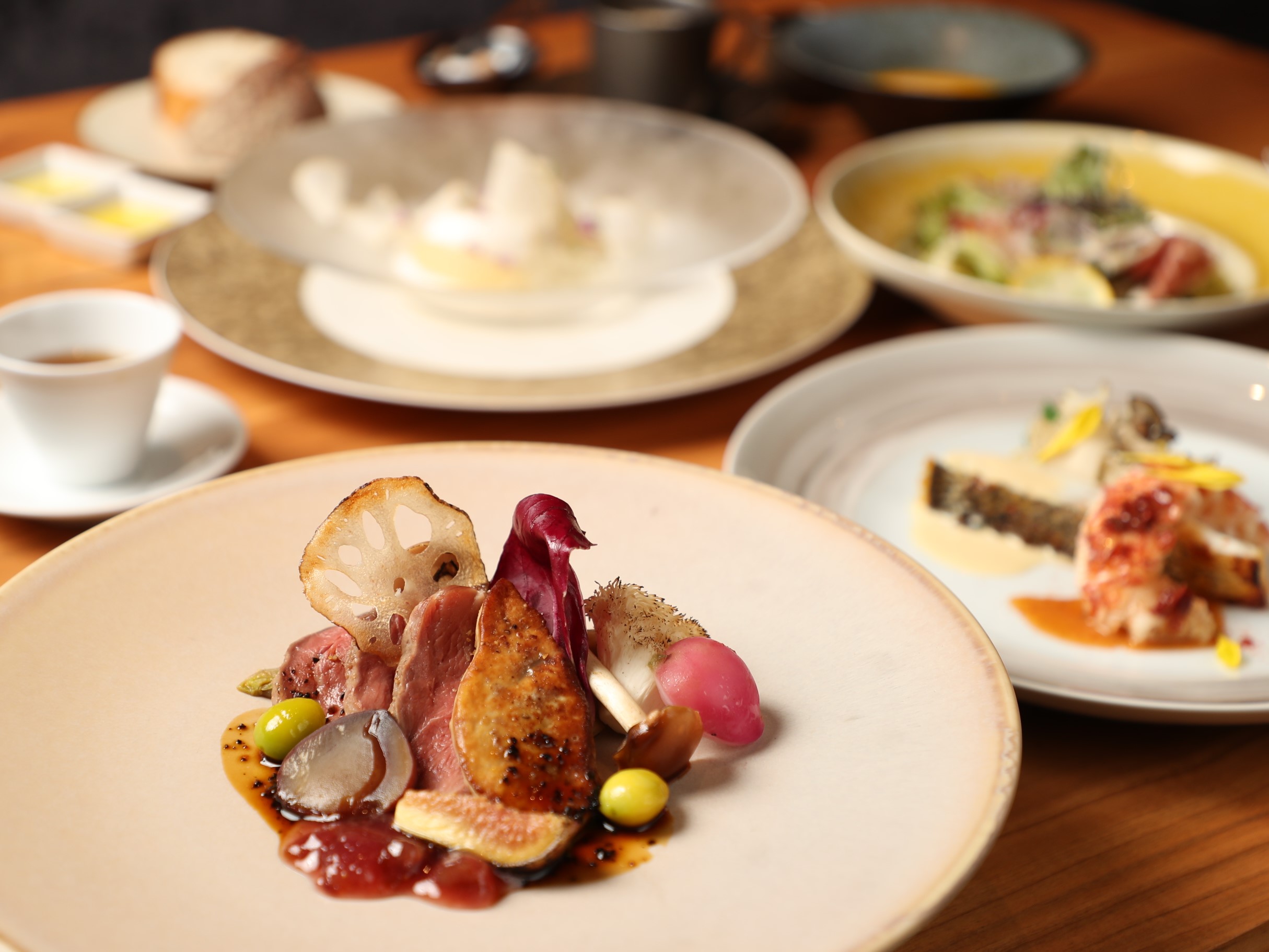 L Atelier Maruko モノトーンの空間で優雅な創作フレンチ 気取らずに楽しむならランチがおすすめ 岐阜県 可児市 L Atelier Maruko ラトリエ まる耕 レポハピ