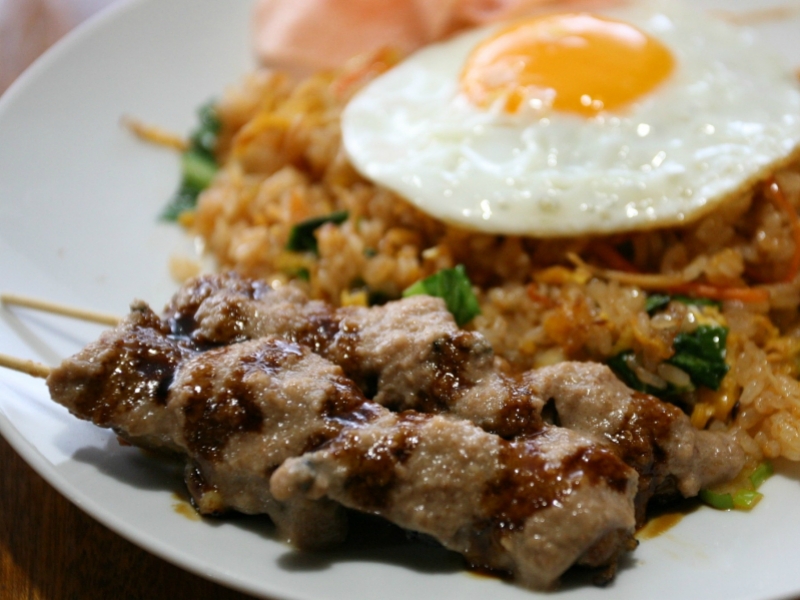 ナシゴレンにココナツカレー。いろいろなインドネシア料理を食べることができる専門店(鈴鹿市 平田駅 インドネシア料理 SUKA-SUKA)