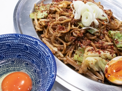 天にも昇る美味さ!焼きそばの域を超えた超(スーパー)焼きそば!ドラゴン焼きそば新登場|焼きそば専門 水卜