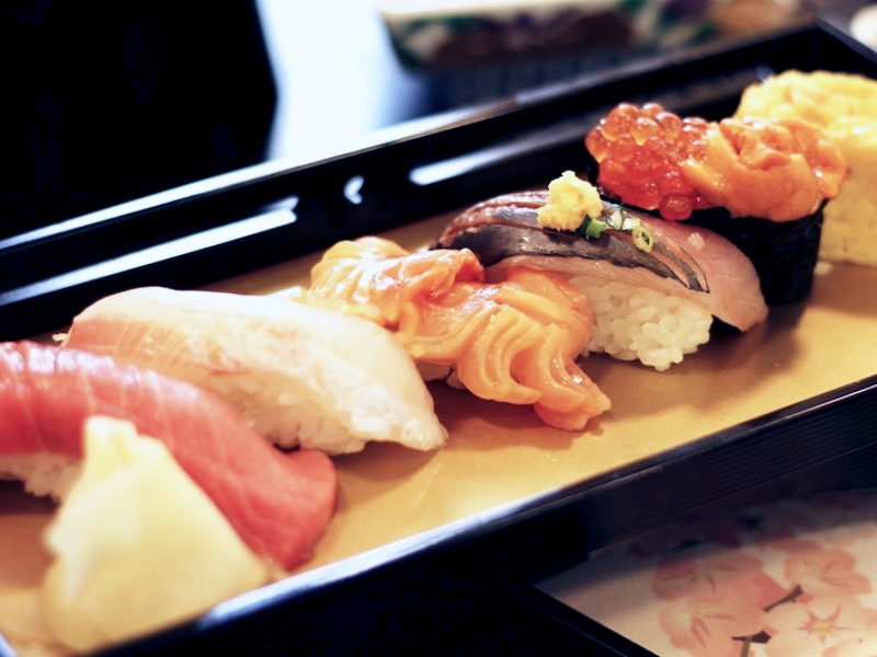 季節を味わうコース料理と新鮮なネタでいただく極上絶品寿司(東京 浅草 浅草すし若雷門店)