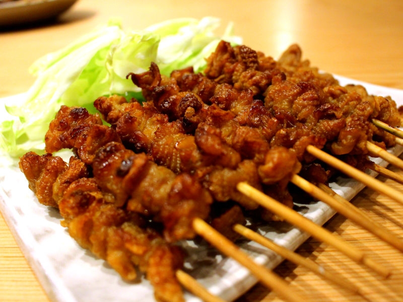 鶏皮の常識を覆す？！博多名物も味わえる、明太子屋が手掛ける本気の焼き鳥店（大阪 北浜　博多やきとりＮＩＣＫ）｜博多やきとりNICK　北浜店