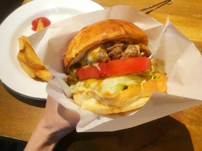 ハンバーガー 生活 の すすめ バイト