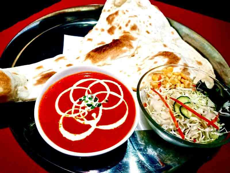 【テイクアウト特集(デリバリーも可)】19種類のカレーと辛さが選べる「ランチカレーセット」が大人気!リラックス空間でいただく本格インドカレー(福岡県 那珂川市 ジョティ 那珂川店)