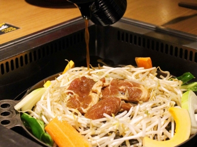 【東京都 港区　松尾ジンギスカン 赤坂店】創業60年以上の秘伝のタレが味の決め手。大人の空間で楽しむ上質な「味付けジンギスカン」