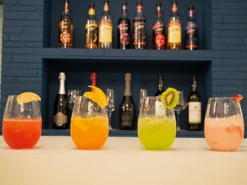 Non Alcohol Bar フォトジェニックなノンアルコールカクテルが100種類以上 映え スポットも楽しいオシャレバー 京都 河原町 Non Alcohol Bar ノンアルコールバー レポハピ Non Alcohol Bar フォトジェニックなノンアルコールカクテルが100種類以上 映え スポットも楽しいオシャレバー 京都 河原町 Non Alcohol Bar ノンアルコールバー レポハピ