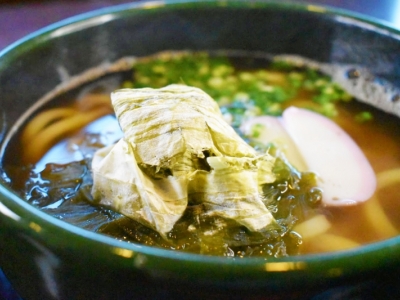 鰹の香りがふわっ！濃厚な関西風だしが自慢の「とろこぶうどん」おでんも評判のうどん屋さん（神奈川　センター南　讃岐うどん こんぴら）｜讃岐うどん こんぴら