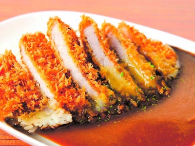 トラひなランチ 揚げたてサクサクのカツがたまらない スパイスたっぷりの 欧風カツカレー ランチタイムのみのカレー店 福岡市 早良区 トラひなランチ レポハピ トラひなランチ 揚げたてサクサクのカツがたまらない スパイスたっぷりの 欧風カツカレー ランチタイムのみのカレー店 福岡市 早良区 トラひなランチ レポハピ