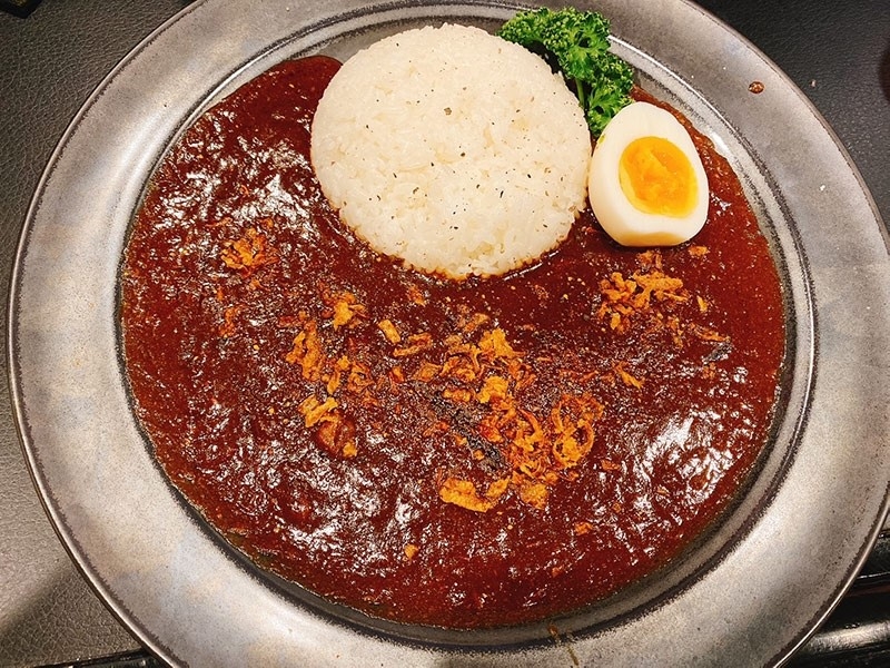 じっくり煮込んだ牛スジがとろける「国産牛スジカレー」家庭的な一品料理を肴に季節のお酒をいただくアットホーム居酒屋(福岡 東区 LULU)