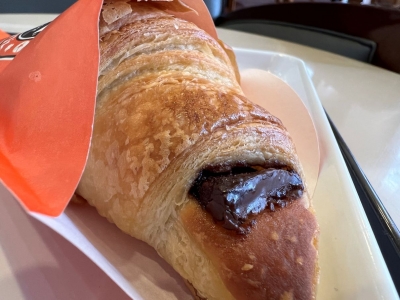 ファン歴10年！いつ食べても感動的なおいしさ♪サンマルクカフェ「チョコクロ」｜スイーツファン通信