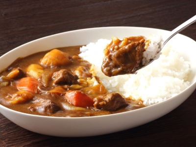 【8Choice】カフェやイタリアンでもたのしめる！スパイシーな本格カレー、薬膳カレーも。兵庫 神戸 三宮でおすすめのカレー屋さん。｜グルメニュース 