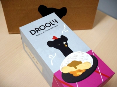 チョコたっぷり！チーズとはちみつの最強の組み合わせ！「DROOLY」の季節限定パウンドケーキ「ショコラ＆カマンベールwithハニー」｜スイーツファン通信