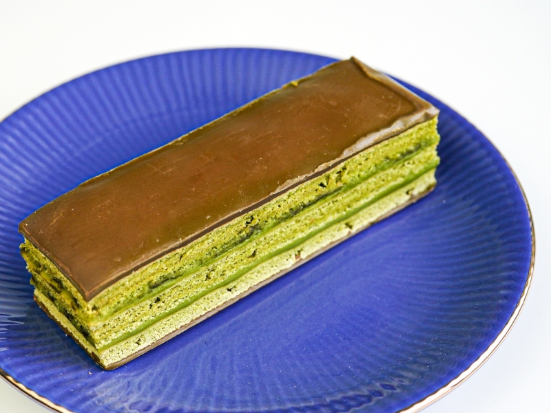 濃厚でクリーミー!無印良品「世界のお菓子 抹茶のオペラケーキ」お値段以上の本格的な味わいに感動 濃厚でクリーミー!無印良品「世界のお菓子 抹茶のオペラケーキ」お値段以上の本格的な味わいに感動|おかし好きライター