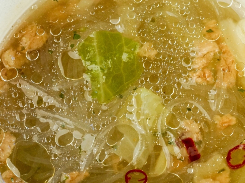 レポハピ コンビニトピック カップはるさめがイタリアン風に! ローソン「はるさめdeパスタ ボンゴレビアンコ味」を食べてみた|レポハピ コンビニトピック-003