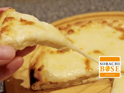 【東京都 八王子市　けいの家 八王子みなみ野店】ミルク感たっぷり！ 「濃厚チーズピザ」厳選地元食材を心ゆくまで味わうアットホーム居酒屋