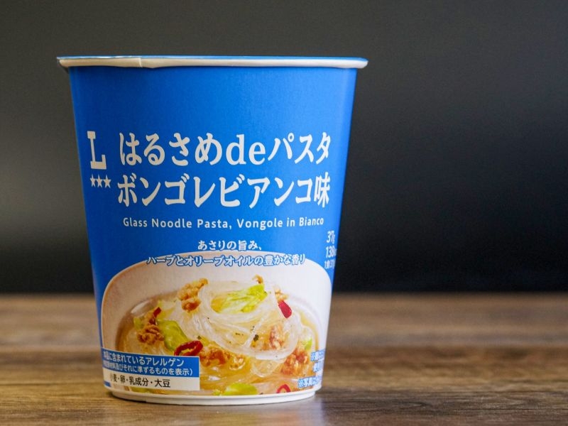 カップはるさめがイタリアン風に！ ローソン「はるさめdeパスタ ボンゴレビアンコ味」を食べてみた｜レポハピ コンビニトピック