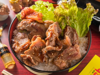 ランチで気軽にジンギスカン丼♪ 972円(税込)