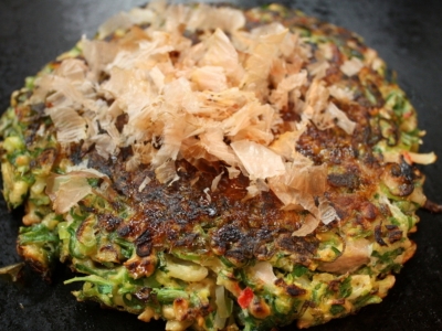 6種類の薬味入り☆お好み焼「薬味焼」900円（税込）