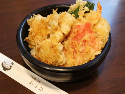 季節の天丼”冬”「上牡蠣天丼」930円（税込）