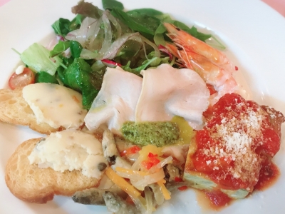 パーティーにもおすすめ☆「ガウダンテ風前菜の盛り合わせ（5種×2名様）」1,620円（税込）