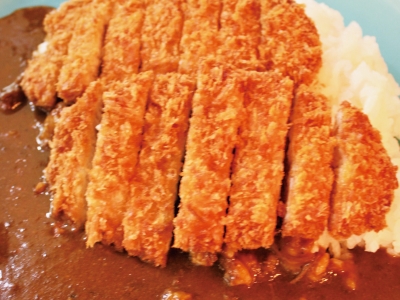 チキンカツを2枚のせ！！ダブルチキンカツカレー 950円（税込）