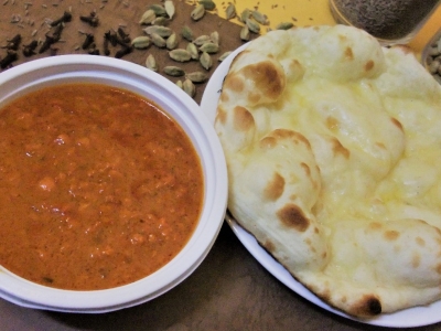 おすすめ！カレー＆ナンセット！　600円（税込）