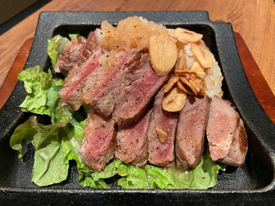 肉厚！牛ロースステーキ丼！　1,500円（税込）