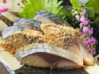 さっぱり〆鯖　博多名物ごま鯖　734円（税込）