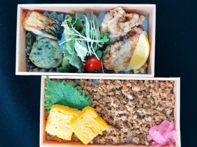 旬食材で四季を感じる　コーチン弁当　1,500円（税込）
