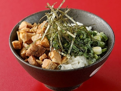 肉めし　300円（税込）