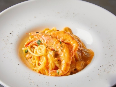 海老とキノコのトマトクリームパスタ　1,511円（税込）