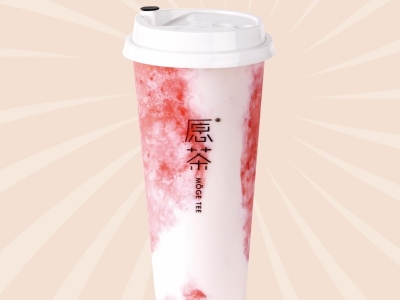 イチゴチーズグリーンティー Mサイズ650円（税込）/ Lサイズ750円（税込）