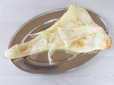 チーズナン　500円（税込）