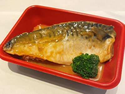サバの味噌煮　530円 （税込）