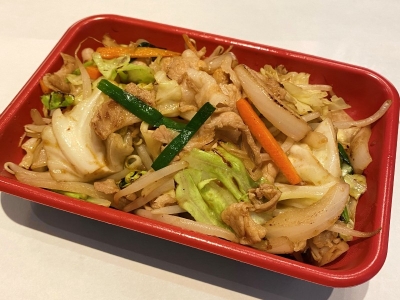肉野菜炒め　550円（税込）
