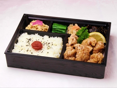 鶏から弁当  1,000円  （税込）