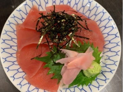 鉄火丼　1,400円（税込）
