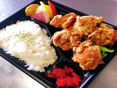 唐揚げ弁当　500円（税込）